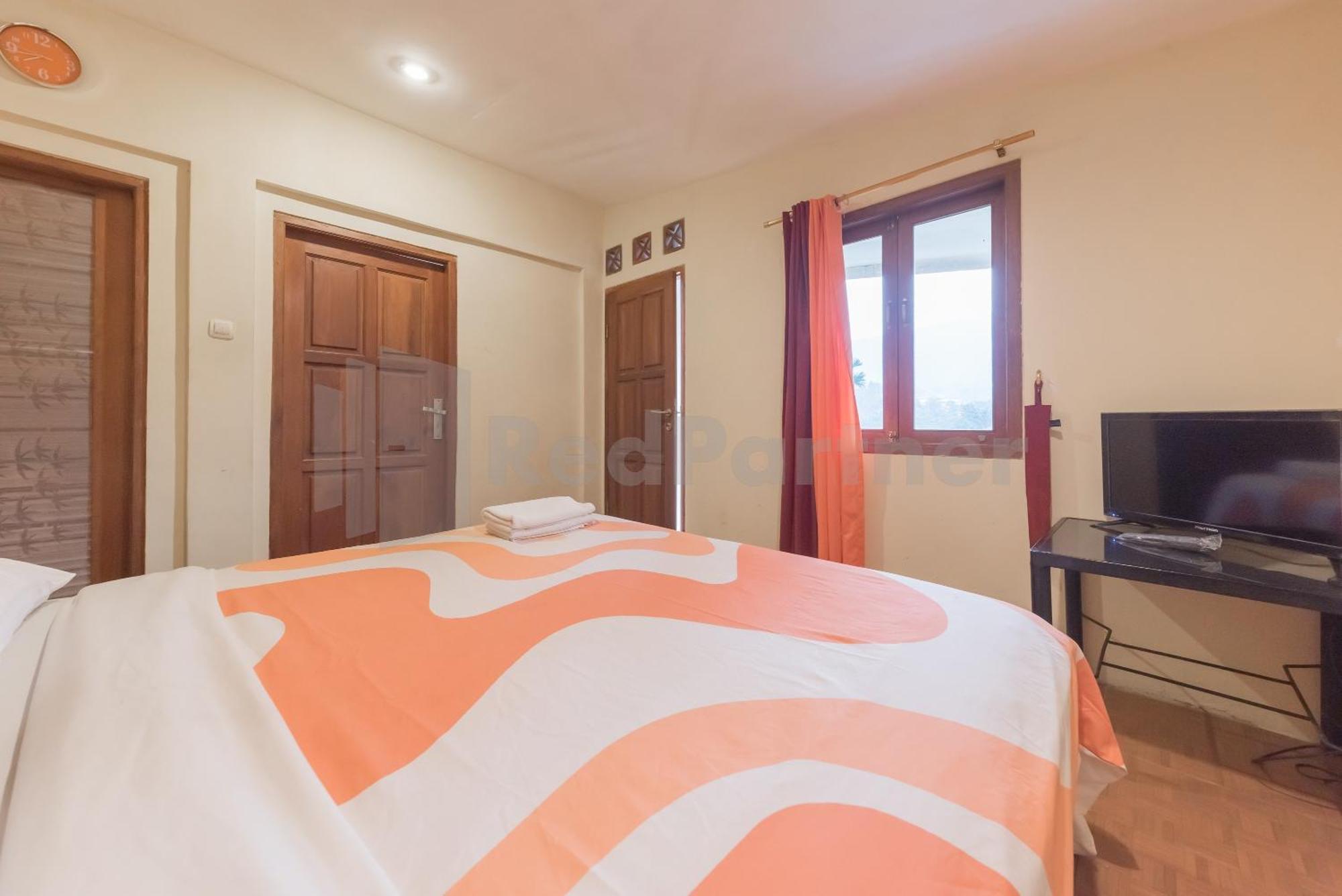 Bens Homestay Mitra Reddoorz Bogor Exterior foto